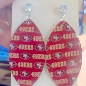 Super cute San Francisco 49er earring set